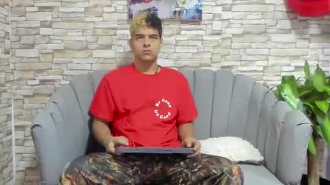 wyatt online show from September 2025 11:00:01 AM