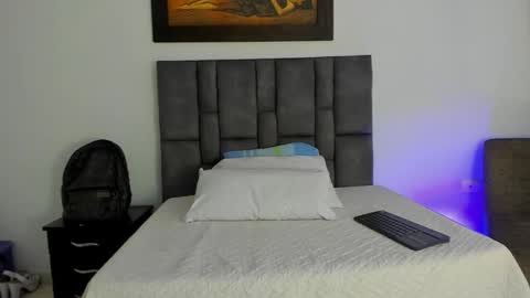 wyatt online show from January 2026 12:07:01 PM