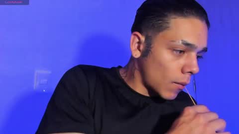 wyatt_smith71 online show from April 2026 05:44:02 AM