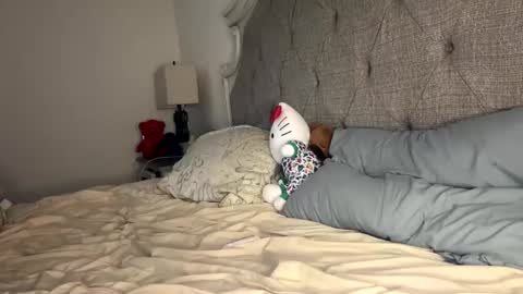 Snapshot of x_dreamgirl_x chatting on January 2025 06:15:02 AM Mariah online show from January 2025 06:15:02 AM