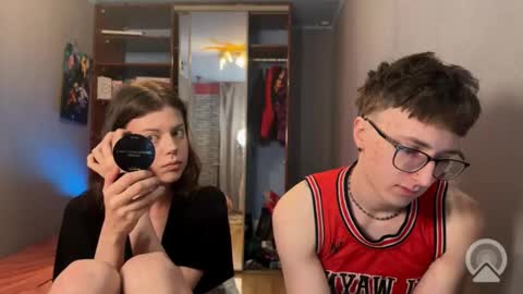 Snapshot of x_files_t chatting on February 2026 05:22:02 AM Philipp and Este online show from February 2026 05:22:02 AM