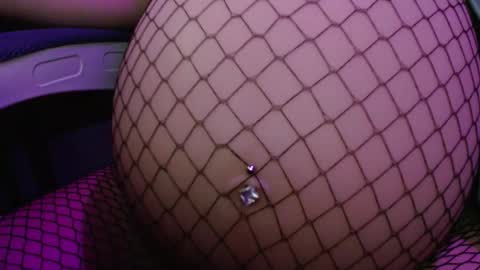 Snapshot of x_maye chatting on February 2026 07:28:01 AM Maye online show from February 2026 07:28:01 AM