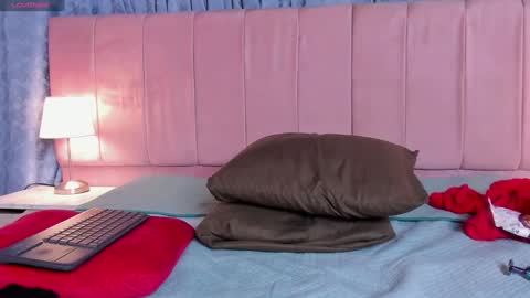 x_milu online show from February 2025 12:17:01 AM