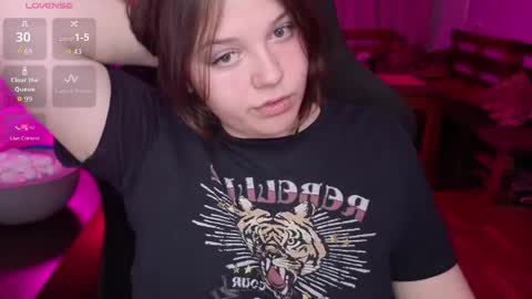 LOVE NERDS ONLY online show from May 2026 04:07:02 AM