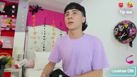 xaanderGrey online show from October 2025 07:14:01 PM