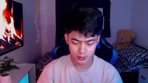 Snapshot of xaldrian_destroyer chatting on March 2025 12:22:01 AM Prince Aldrian online show from March 2025 12:22:01 AM