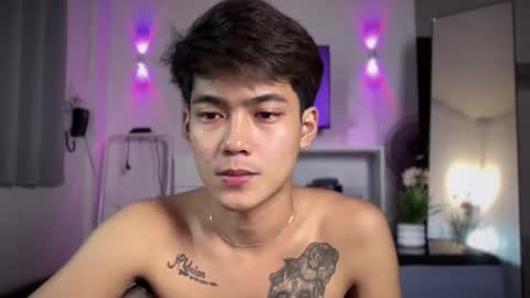 Prince Aldrian  online show from December 2025 12:40:02 AM