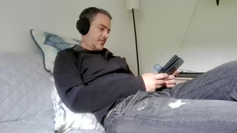 xalegarmax online show from April 2026 10:48:01 AM