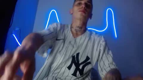 Snapshot of xalejo_max chatting on December 2025 11:11:01 PM xalejo_max online show from December 2025 11:11:01 PM