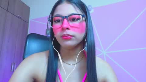 XALLYSONX online show from April 2026 11:45:02 AM