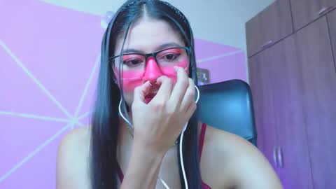 XALLYSONX online show from May 2026 11:39:01 AM