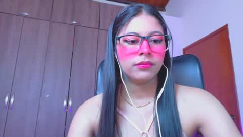 XALLYSONX online show from June 2026 12:22:01 PM