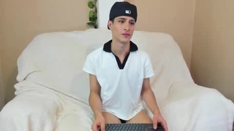 xam_collen online show from February 2026 12:50:02 AM