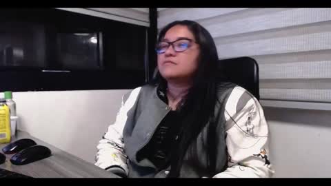 xander_taylor_ online show from November 2025 05:06:01 AM