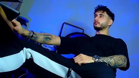 XanderCageX online show from February 2026 04:57:02 PM