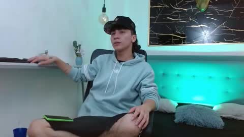 Snapshot of xandergrey8 chatting on February 2026 07:08:02 PM xandergrey8 online show from February 2026 07:08:02 PM