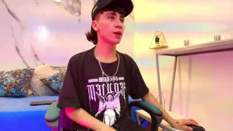 Snapshot of xandergrey8 chatting on February 2026 07:33:02 PM xandergrey8 online show from February 2026 07:33:02 PM