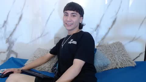 xandergrey8 online show from March 2026 07:36:02 PM