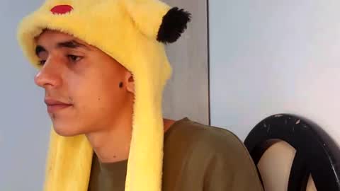 Snapshot of xandressex chatting on February 2025 01:10:01 AM Andres online show from February 2025 01:10:01 AM