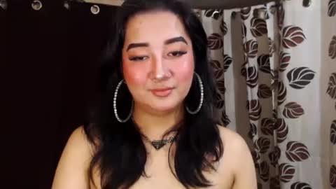 Snapshot of xasianempressx chatting on January 2025 08:52:02 PM Nira NOT INTO CHEAP GUYS online show from January 2025 08:52:02 PM