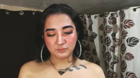 Snapshot of xasianempressx chatting on January 2025 11:56:02 PM Nira NOT INTO CHEAP GUYS online show from January 2025 11:56:02 PM