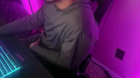 xburst online show from February 2025 02:29:02 AM