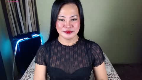 Snapshot of xcalisthra_69x chatting on December 2025 11:59:01 AM Godess Lucy online show from December 2025 11:59:01 AM