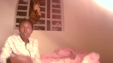 xeenah online show from November 2025 08:46:02 PM