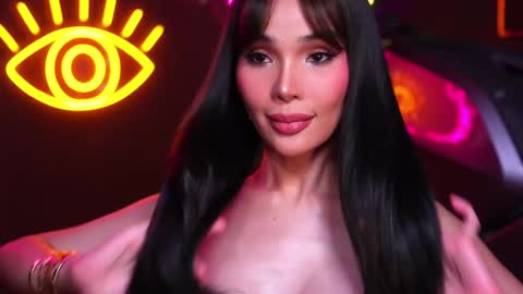 Snapshot of xforyoureyesonlyx chatting on February 2025 06:56:02 AM Anne online show from February 2025 06:56:02 AM