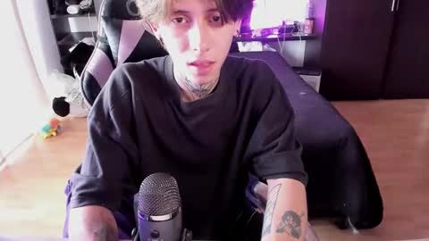 xIce Boy online show from February 2026 03:56:02 PM