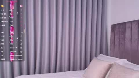 Snapshot of ximelopez1 chatting on April 2026 05:21:01 AM XIMENA LOPEZ online show from April 2026 05:21:01 AM