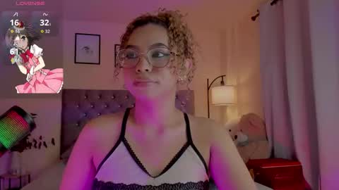 camila online show from November 2025 08:56:01 PM