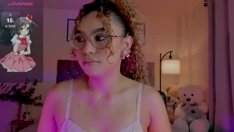 camila online show from April 2026 08:50:01 PM