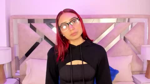 Snapshot of ximena_vasquez8 chatting on December 2025 03:04:02 AM Xime online show from December 2025 03:04:02 AM