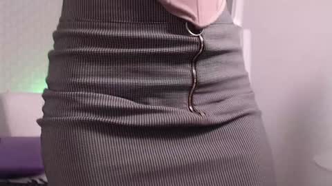 ximena suarez online show from January 2025 05:55:01 AM