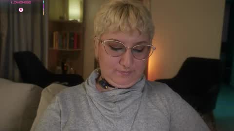 Xime  Independent Artist online show from December 2025 08:40:01 PM