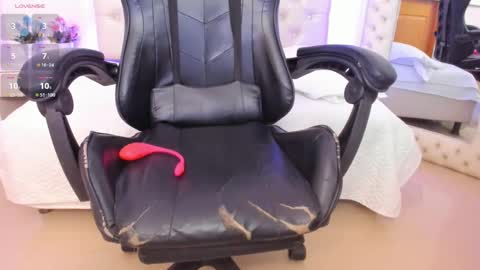 Snapshot of xiomara_cortes chatting on January 2025 10:15:02 PM xiomara_cortes online show from January 2025 10:15:02 PM