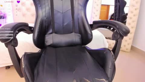 Snapshot of xiomara_cortes chatting on January 2025 10:28:02 PM xiomara_cortes online show from January 2025 10:28:02 PM