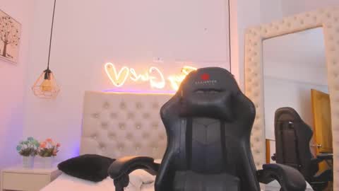 Snapshot of xiomara_cortes chatting on February 2025 01:22:01 AM xiomara_cortes online show from February 2025 01:22:01 AM