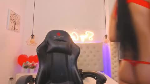 Snapshot of xiomara_cortes chatting on February 2025 08:44:02 PM xiomara_cortes online show from February 2025 08:44:02 PM