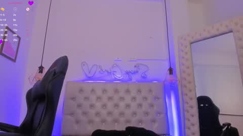 Snapshot of xiomara_cortes chatting on March 2025 10:21:01 PM xiomara_cortes online show from March 2025 10:21:01 PM