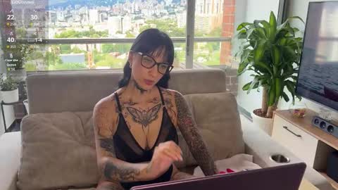 Snapshot of xisisxx chatting on October 2025 07:41:01 PM xisisxx online show from October 2025 07:41:01 PM