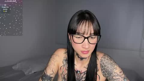 xisisxx online show from April 2026 01:53:01 AM