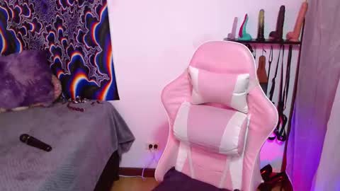 Snapshot of xizette_rotic chatting on October 2025 05:47:01 PM xizette online show from October 2025 05:47:01 PM