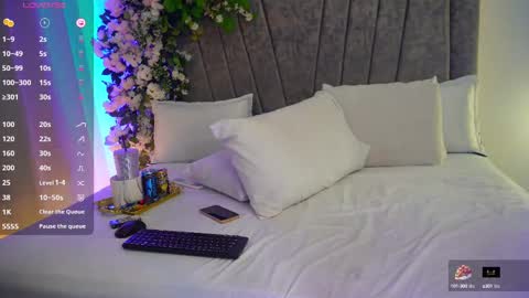 Kassandra online show from October 2025 03:59:02 AM