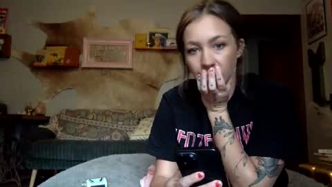 xLacyy online show from October 2025 11:46:02 PM
