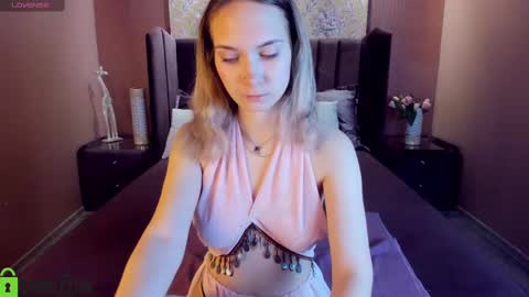 Linda online show from February 2025 01:55:01 PM