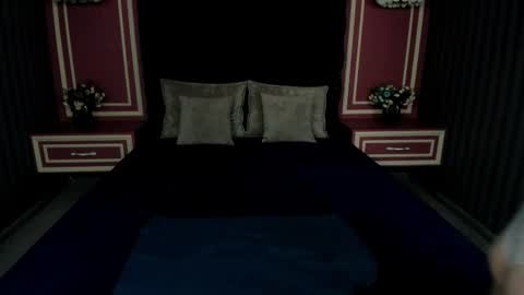 Linda online show from September 2025 12:27:02 PM