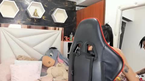 Ximena online show from December 2024 10:32:01 PM