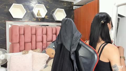 Ximena online show from January 2025 07:55:02 AM